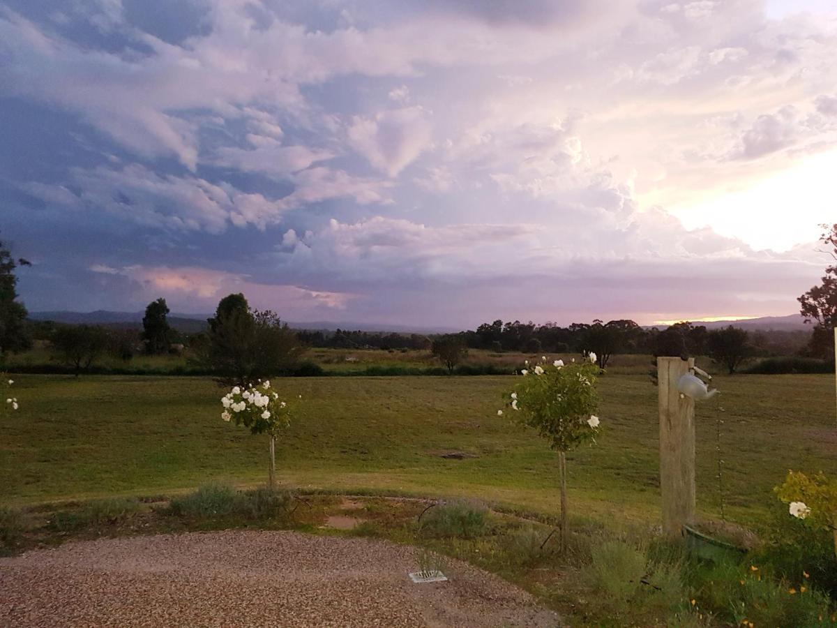 Grovely House Bed & Breakfast Stanthorpe Dış mekan fotoğraf